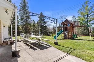 W170S7011 Southern Dr, Muskego, WI 53150 - Photo 44