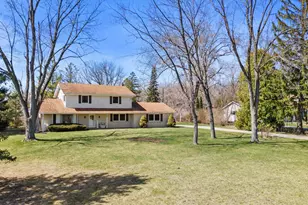 W170S7011 Southern Dr, Muskego, WI 53150 - Photo 34