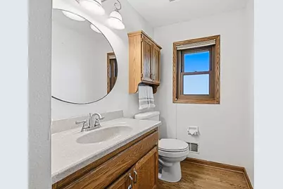 1624  Legend Cir, Waukesha, WI 53189 - Photo 20