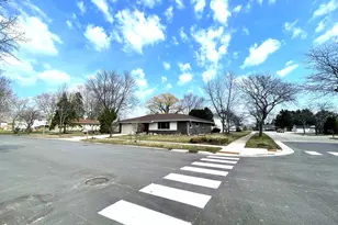 6490 S Crane Dr, Oak Creek, WI 53154 - Photo 26