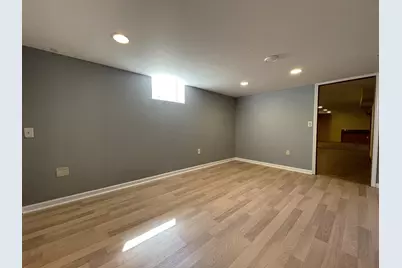 6490 S Crane Dr, Oak Creek, WI 53154 - Photo 24