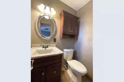 6490 S Crane Dr, Oak Creek, WI 53154 - Photo 18