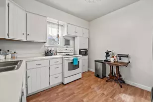 625 N Main St, Hartford, WI 53027 - Photo 6