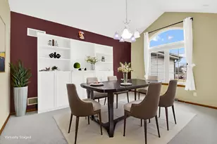 N67W13397 Roman Ct, Menomonee Falls, WI 53051 - Photo 8