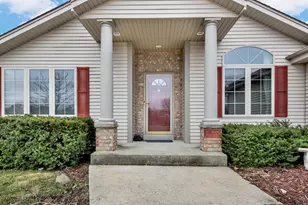 N67W13397 Roman Ct, Menomonee Falls, WI 53051 - Photo 2