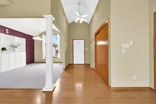 N67W13397 Roman Ct, Menomonee Falls, WI 53051 - Photo 6