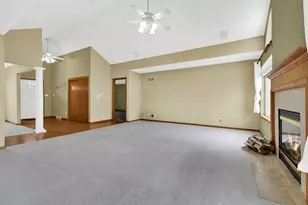 N67W13397 Roman Ct, Menomonee Falls, WI 53051 - Photo 12