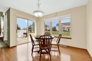 N67W13397 Roman Ct, Menomonee Falls, WI 53051 - Photo 14