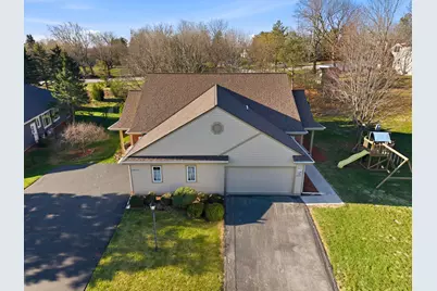 N48W16217  Lone Oak Ln, Menomonee Falls, WI 53051 - Photo 28