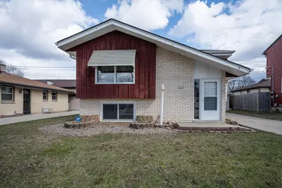 4954 N 85th St, Milwaukee, WI 53225 - Photo 2