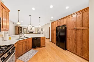 1841 Kissel Dr, Hartford, WI 53027 - Photo 14