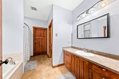 1841  Kissel Dr, Hartford, WI 53027 - Photo 22