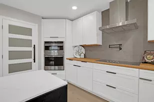 88 King Oak Ct, Random Lake, WI 53075 - Photo 10