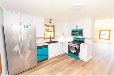 5437  Pleasant View Dr, Racine, WI 53185 - Photo 14