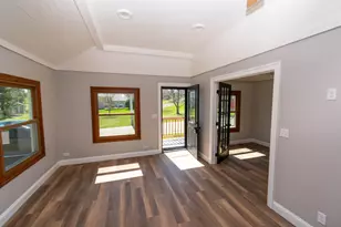 5437 Pleasant View Dr, Racine, WI 53185 - Photo 12