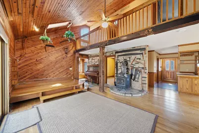 9561  Maple Tree Rd, Kewaskum, WI 53040 - Photo 8