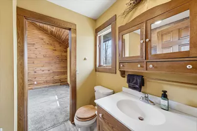 9561  Maple Tree Rd, Kewaskum, WI 53040 - Photo 16