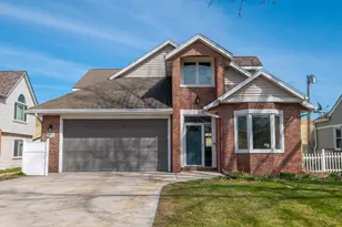 2132 N 113th St, Wauwatosa, WI 53226 - Photo 1