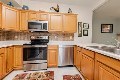 W197N17110  Stonewall Dr, Jackson, WI 53037 - Photo 20