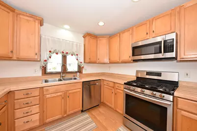 1432  Chestnut St, South Milwaukee, WI 53172 - Photo 12