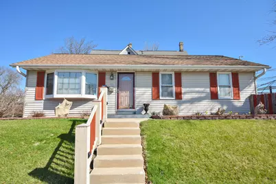 1432  Chestnut St, South Milwaukee, WI 53172 - Photo 2