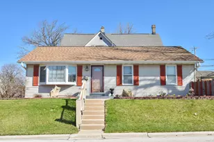1432 Chestnut St, South Milwaukee, WI 53172 - Photo 1