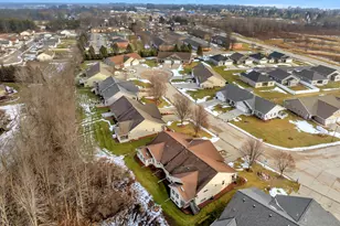 436 Maple Leaf Ct, Manitowoc, WI 54220 - Photo 34