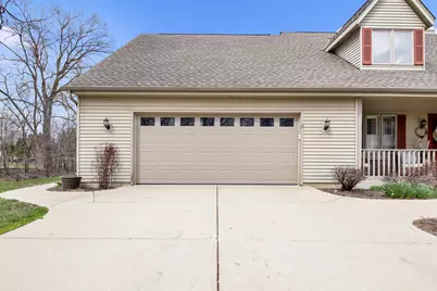 N55W15788  Lavender Lilac Ln, Menomonee Falls, WI 53051 - Photo 30