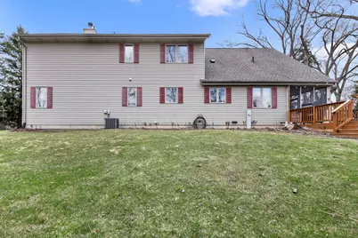 N55W15788  Lavender Lilac Ln, Menomonee Falls, WI 53051 - Photo 2