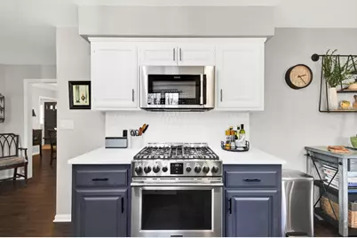 N55W15788  Lavender Lilac Ln, Menomonee Falls, WI 53051 - Photo 10