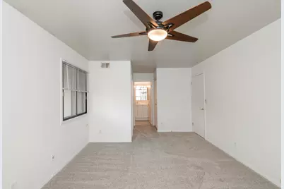 350  Park Hill Dr #E, Pewaukee, WI 53072 - Photo 14