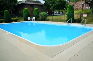 350 Park Hill Dr, Pewaukee, WI 53072 - Photo 24