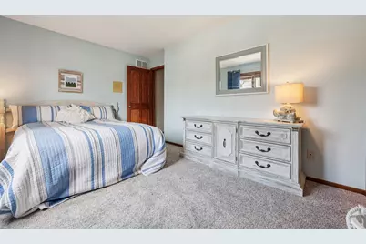 6241 S Whitnall Way, Hales Corners, WI 53130 - Photo 38