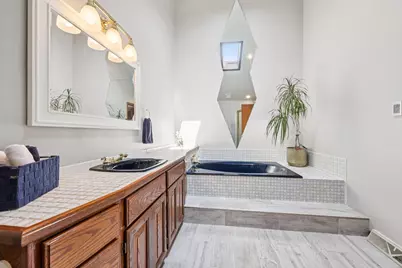 6241 S Whitnall Way, Hales Corners, WI 53130 - Photo 44