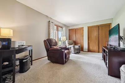 6241 S Whitnall Way, Hales Corners, WI 53130 - Photo 28