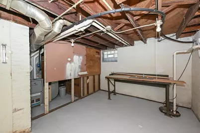 7702 W Lorraine Pl, Milwaukee, WI 53222 - Photo 30