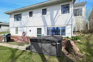 5410 W Peninsula Rd, Racine, WI 53185 - Photo 26