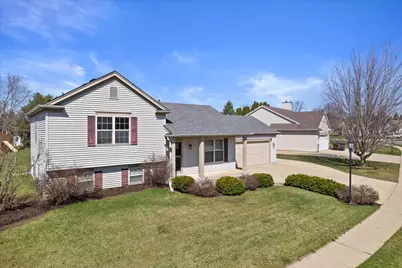 2521  Brittany Ln, East Troy, WI 53120 - Photo 4