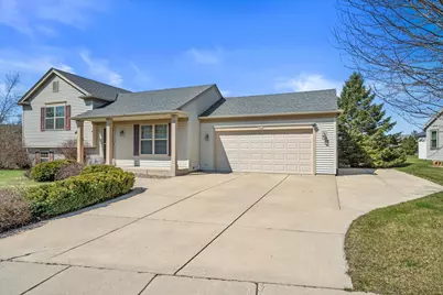 2521  Brittany Ln, East Troy, WI 53120 - Photo 6