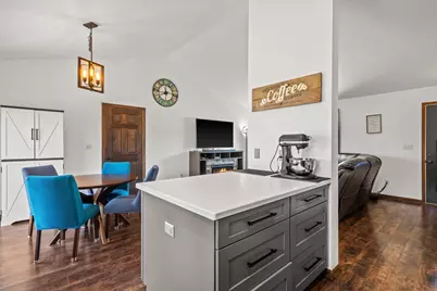 2521  Brittany Ln, East Troy, WI 53120 - Photo 16