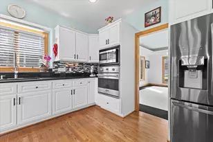 1218 5 Mile Rd, Racine, WI 53402 - Photo 14