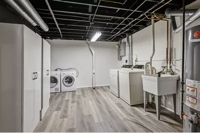 N76W14655  Fairfield Ct, Menomonee Falls, WI 53051 - Photo 24