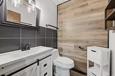 N76W14655  Fairfield Ct, Menomonee Falls, WI 53051 - Photo 14