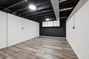 N76W14655 Fairfield Ct, Menomonee Falls, WI 53051 - Photo 22