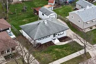 3006 S 66th St, Milwaukee, WI 53219 - Photo 6