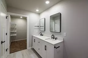 11421 Monteville Ct, Trempealeau, WI 54661 - Photo 18