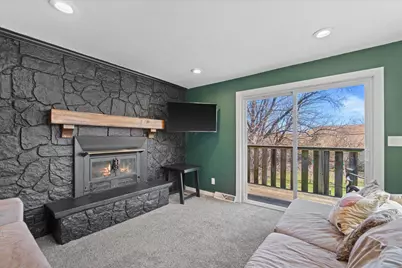 4930 S 28th St, Greenfield, WI 53221 - Photo 14