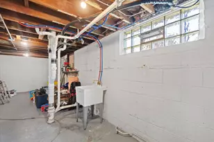 4930 S 28th St, Greenfield, WI 53221 - Photo 36