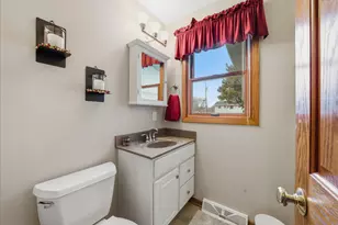 424 E Norport Dr, Port Washington, WI 53074 - Photo 16