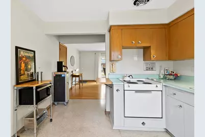 426 E Ohio Ave, Milwaukee, WI 53207 - Photo 10